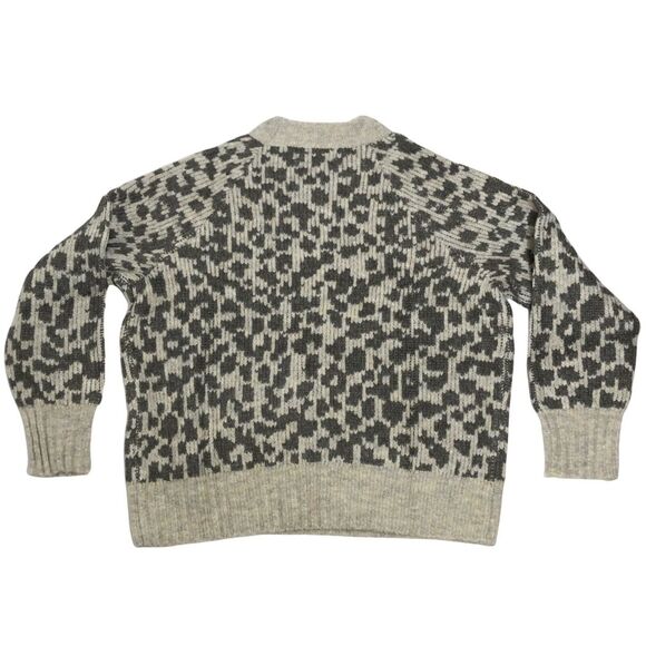 NEW Old Navy Cozy Crewneck Sweater Leopard Print Long Slv Pullover Top Womens XS - Picture 6 of 6